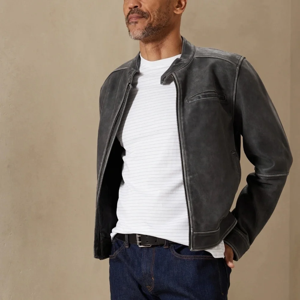 Banana Republic Men's Premium Wash T-Shirt NWT